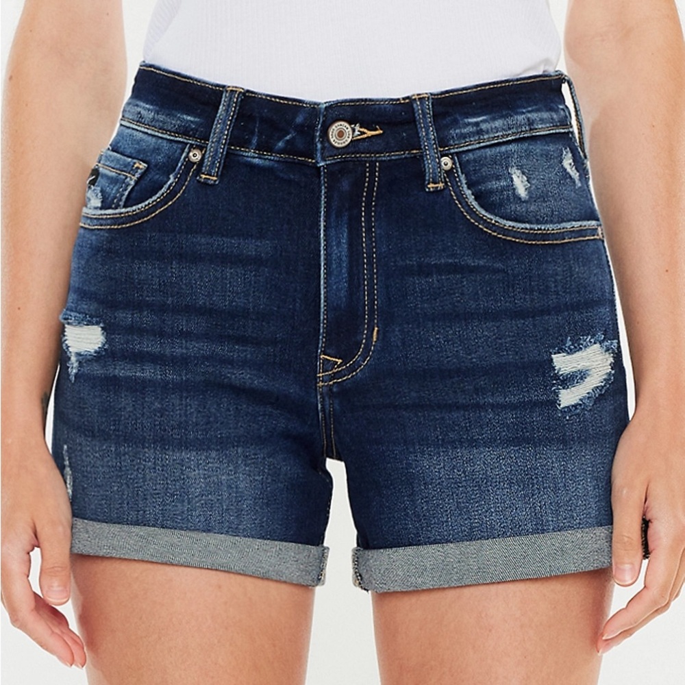 KanCan™ High Rise 4in Rolled Hem Boyfriend Short